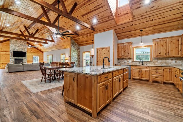 2187 Nettles Cemetery Road, Livingston, TX 77351