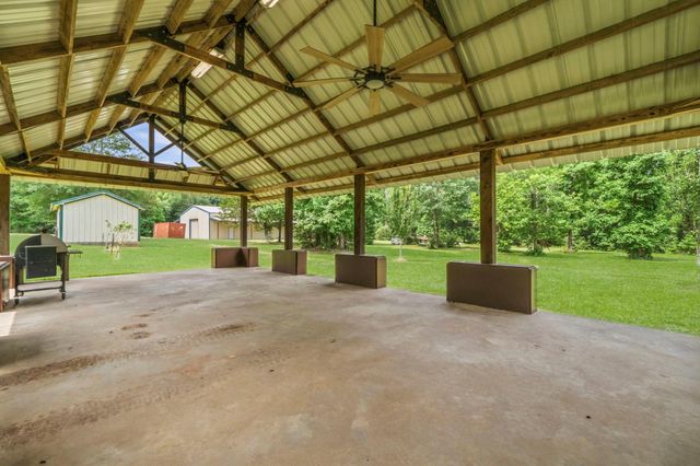 2187 Nettles Cemetery Road, Livingston, TX 77351