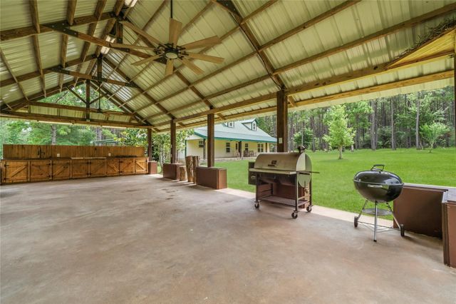 2187 Nettles Cemetery Road, Livingston, TX 77351