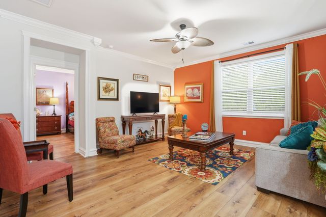 122 Oakwood Boulevard, Summerville, SC 29486