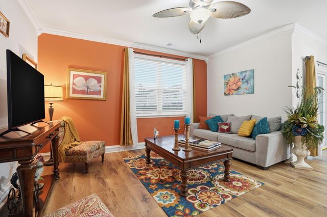 122 Oakwood Boulevard, Summerville, SC 29486