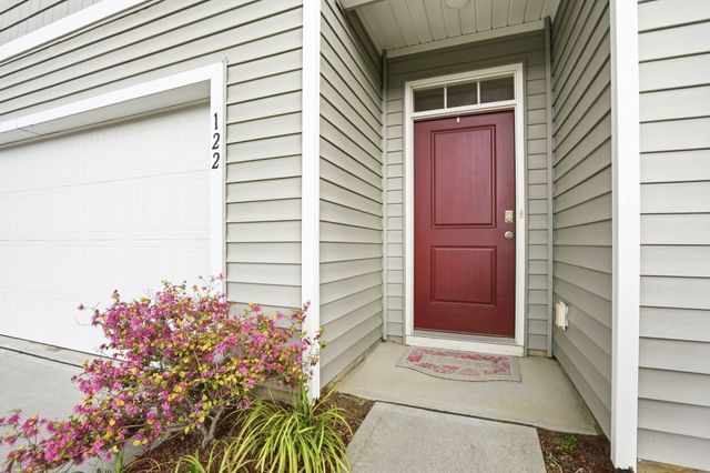 122 Oakwood Boulevard, Summerville, SC 29486