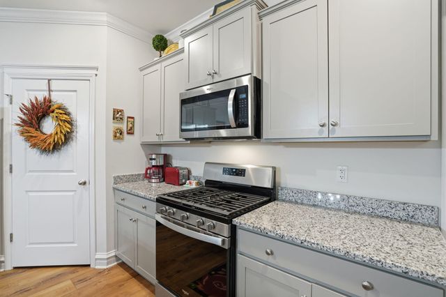 122 Oakwood Boulevard, Summerville, SC 29486