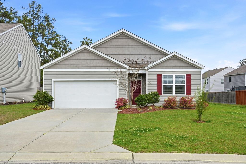122 Oakwood Boulevard, Summerville, SC 29486