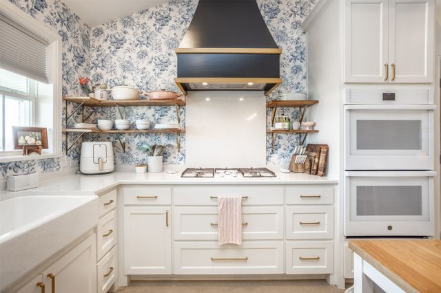 646 County Road 2121, Gainesville, TX 76240