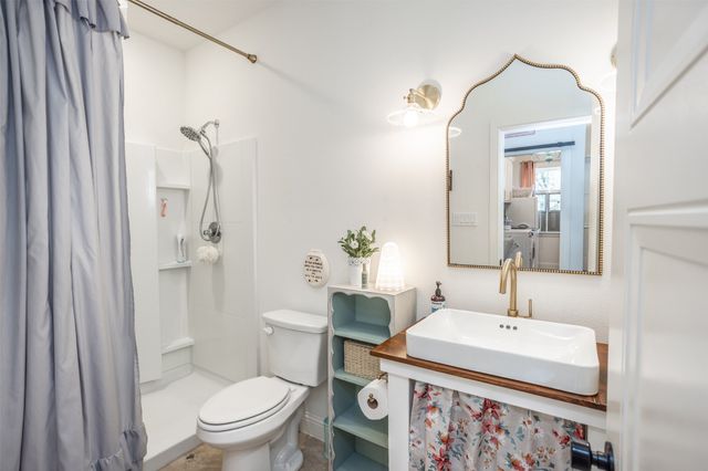 646 County Road 2121, Gainesville, TX 76240