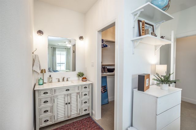 646 County Road 2121, Gainesville, TX 76240