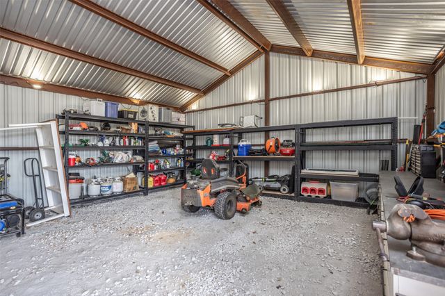 646 County Road 2121, Gainesville, TX 76240