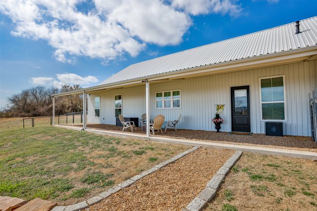 646 County Road 2121, Gainesville, TX 76240