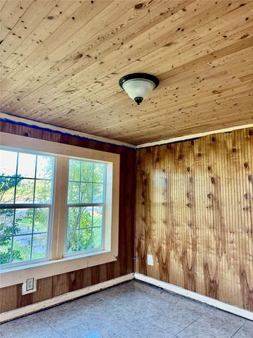 2340 19th Street, Port Arthur, TX 77640