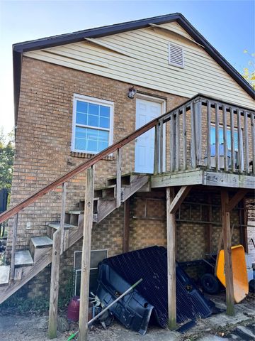 2340 19th Street, Port Arthur, TX 77640