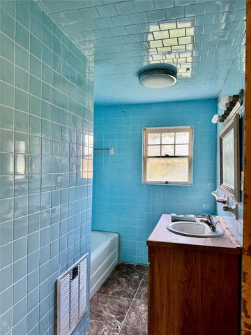 2340 19th Street, Port Arthur, TX 77640