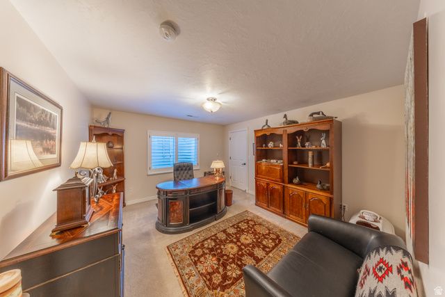 1129 E SANDERS RD, Sandy, UT 84094