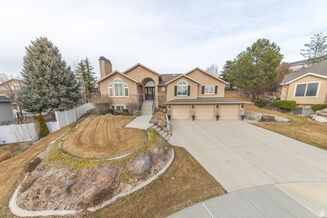 1129 E SANDERS RD, Sandy, UT 84094