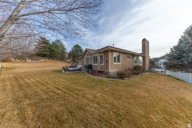 1129 E SANDERS RD, Sandy, UT 84094