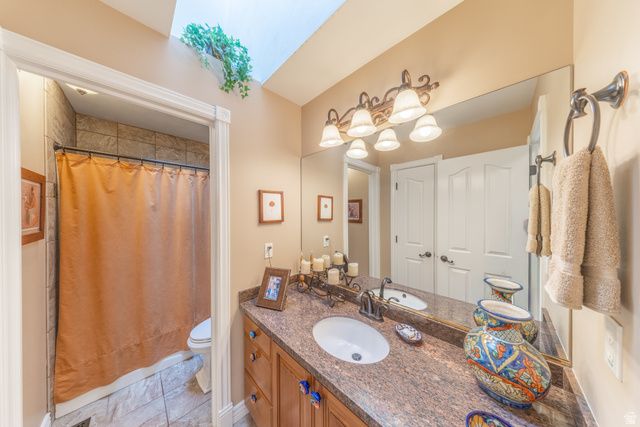 1129 E SANDERS RD, Sandy, UT 84094