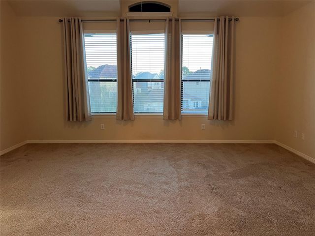 2814 Kings Retreat Circle, Houston, TX 77345