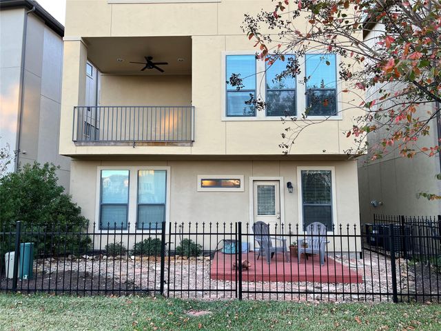 2814 Kings Retreat Circle, Houston, TX 77345
