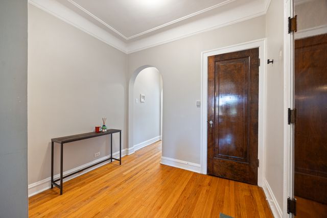 338 S East Avenue 3N, Oak Park, IL 60302