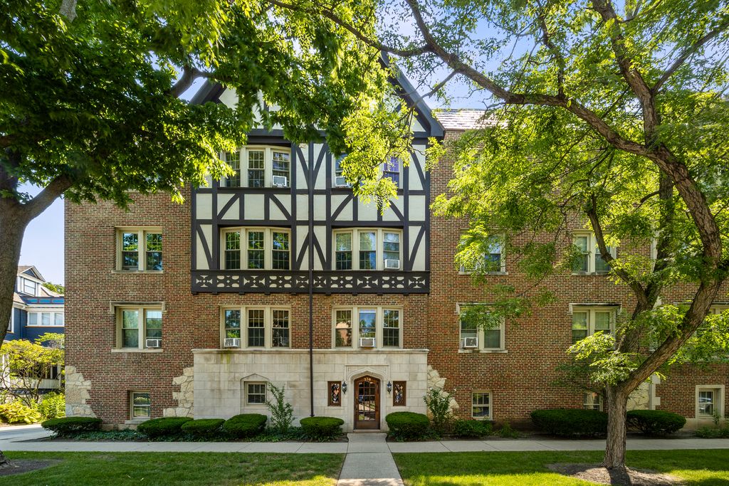 338 S East Avenue 3N, Oak Park, IL 60302