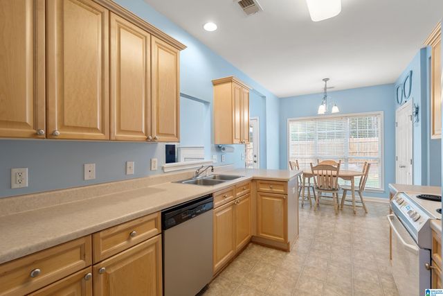1188 FOREST LAKES WAY, Sterrett, AL 35147