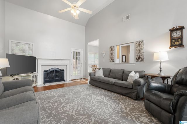 1188 FOREST LAKES WAY, Sterrett, AL 35147