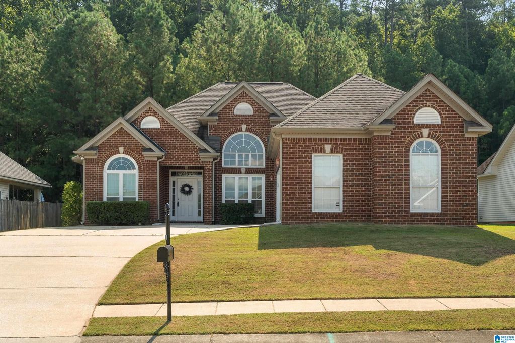 1188 FOREST LAKES WAY, Sterrett, AL 35147