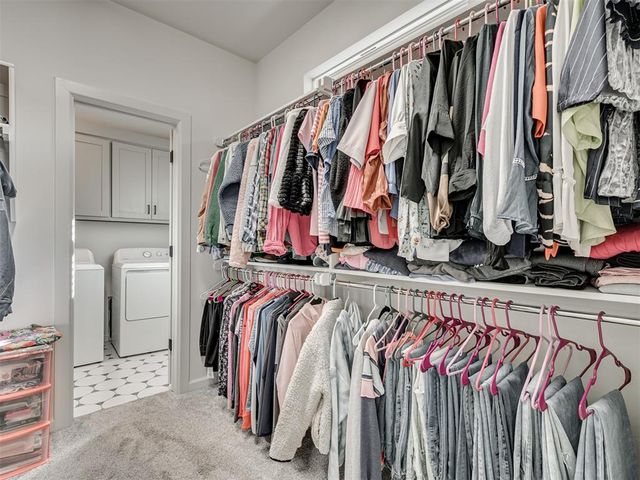 9305 Taggert Lane, Yukon, OK 73099