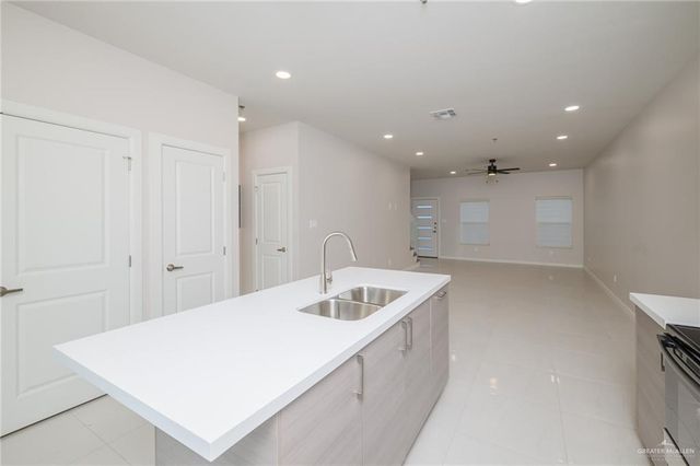 3512 Vanessa Lane 5, Weslaco, TX 78596