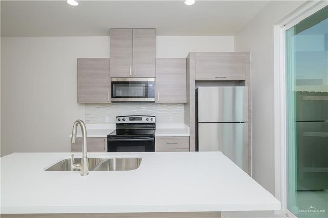 3512 Vanessa Lane 5, Weslaco, TX 78596