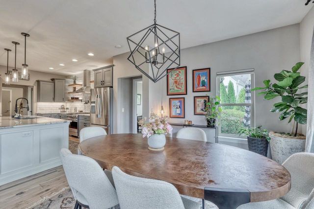 W347N5943 Lake DRIVE, Oconomowoc, WI 53066