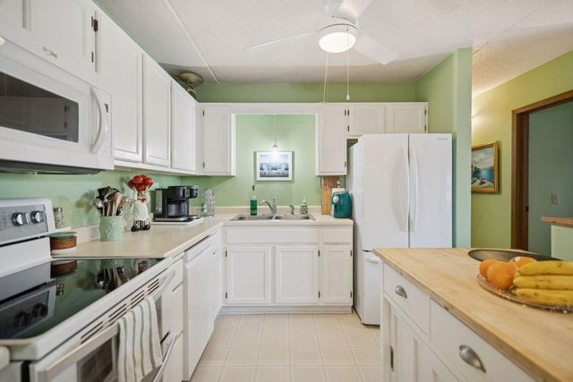 2601 Kenzie Terrace 330, Saint Anthony, MN 55418