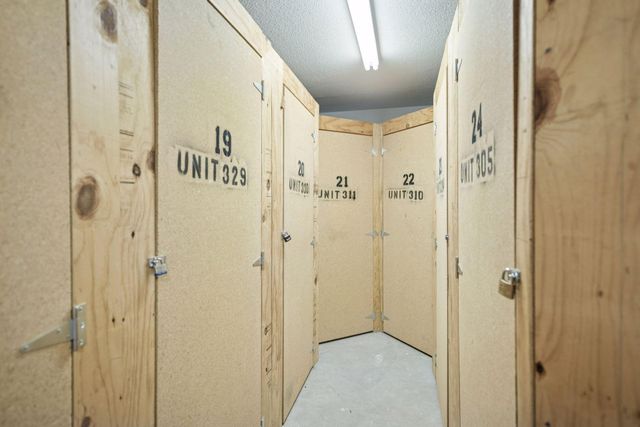 2601 Kenzie Terrace 330, Saint Anthony, MN 55418