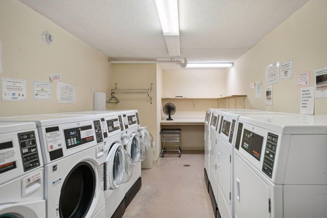 2601 Kenzie Terrace 330, Saint Anthony, MN 55418