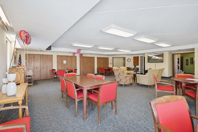 2601 Kenzie Terrace 330, Saint Anthony, MN 55418