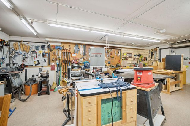 2601 Kenzie Terrace 330, Saint Anthony, MN 55418