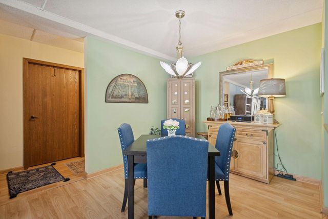 2601 Kenzie Terrace 330, Saint Anthony, MN 55418