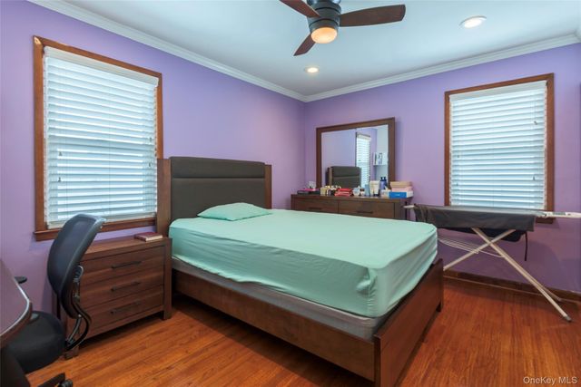 34 Pine Street, Hicksville, NY 11801