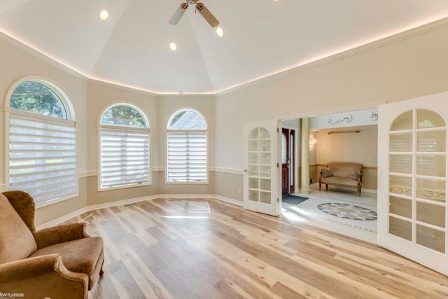 2857 Riverside Drive, Port Huron, MI 48060