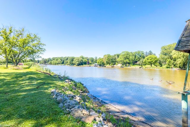 2857 Riverside Drive, Port Huron, MI 48060