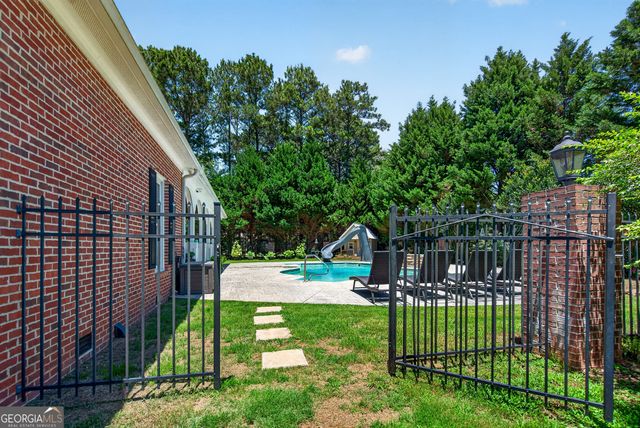 98 Prestwick Drive, Lagrange, GA 30241