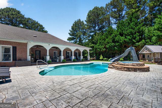 98 Prestwick Drive, Lagrange, GA 30241
