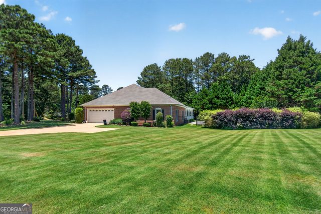 98 Prestwick Drive, Lagrange, GA 30241