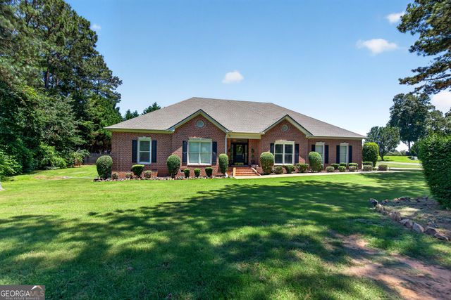 98 Prestwick Drive, Lagrange, GA 30241