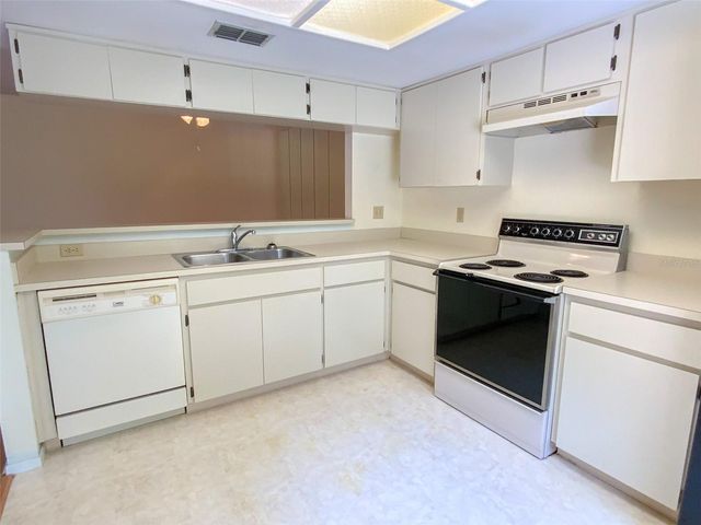 1125 MONTROSE PLACE, Dunedin, FL 34698