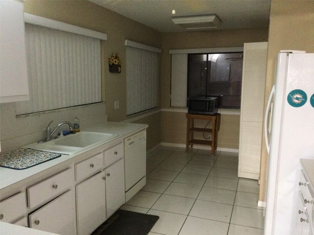 2240 SW 92 TERR 2402, Davie, FL 33324