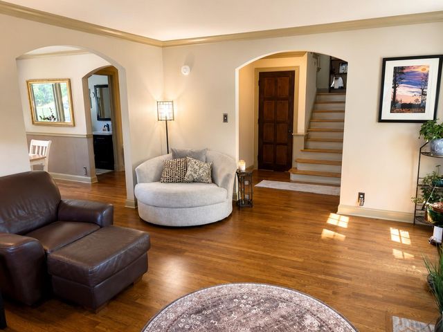 566 Lawndale Court, Holland, MI 49423