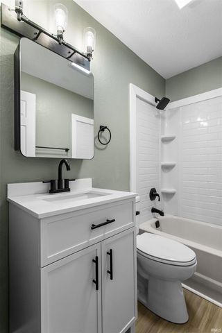5107 Mohawk Drive, Kokomo, IN 46902