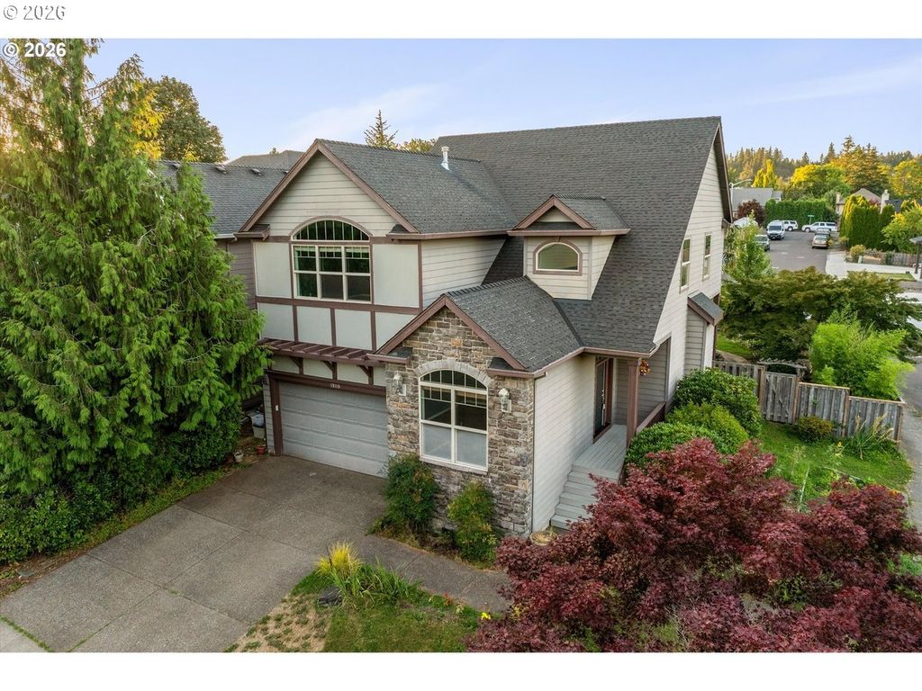 13115 Se NORMANDY Dr, Clackamas, OR 97015