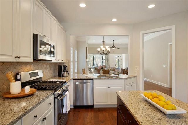 3730 Cypresswood Point, Gainesville, GA 30504